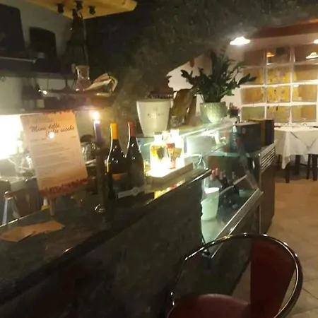 Taverna Del Dolmen ゲストハウス