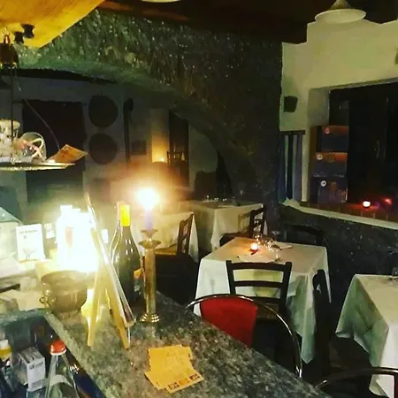 Taverna Del Dolmen ゲストハウス *